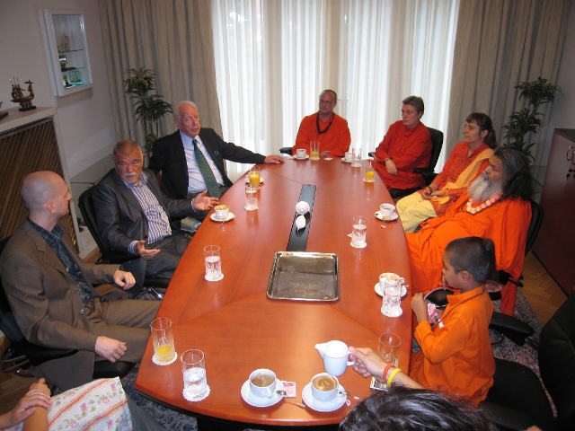 Meeting_with_former_Croatian_president_Mesic_and_Mr_Budimir_Loncar