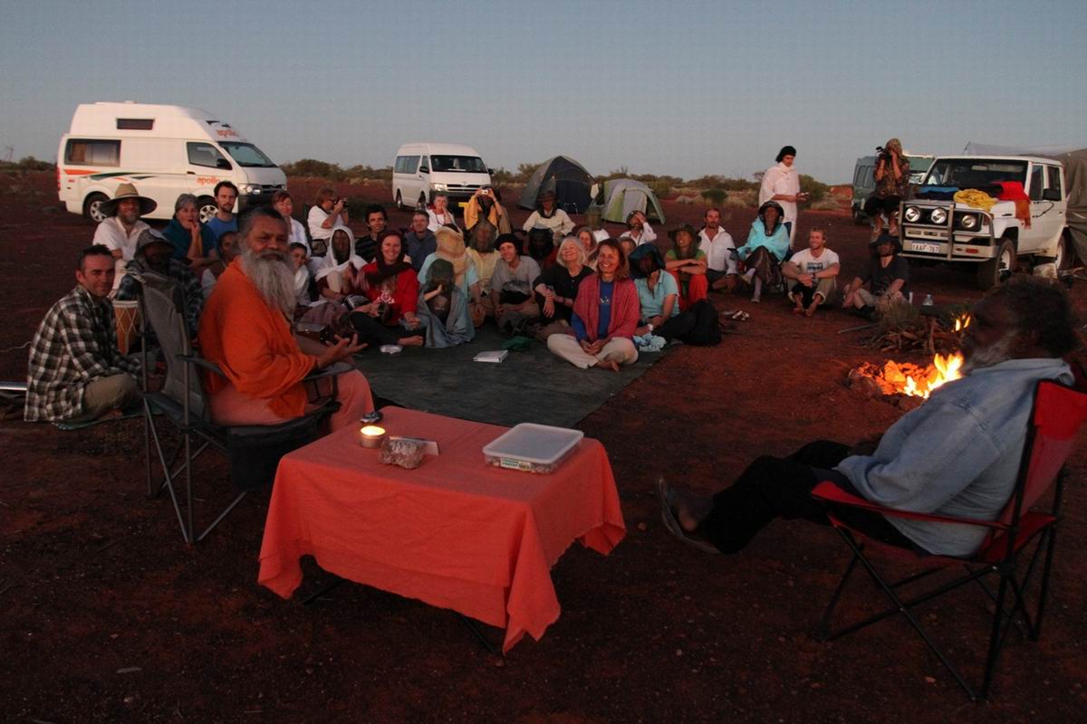 Satsang_on_the_Peace_tour_in_the_Australian_Desert_1_Small