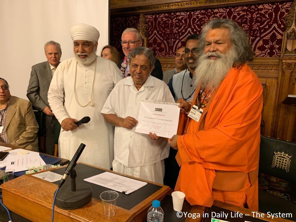 Vishwaguruji receives Yoga Ratna Award at House of Commons in London