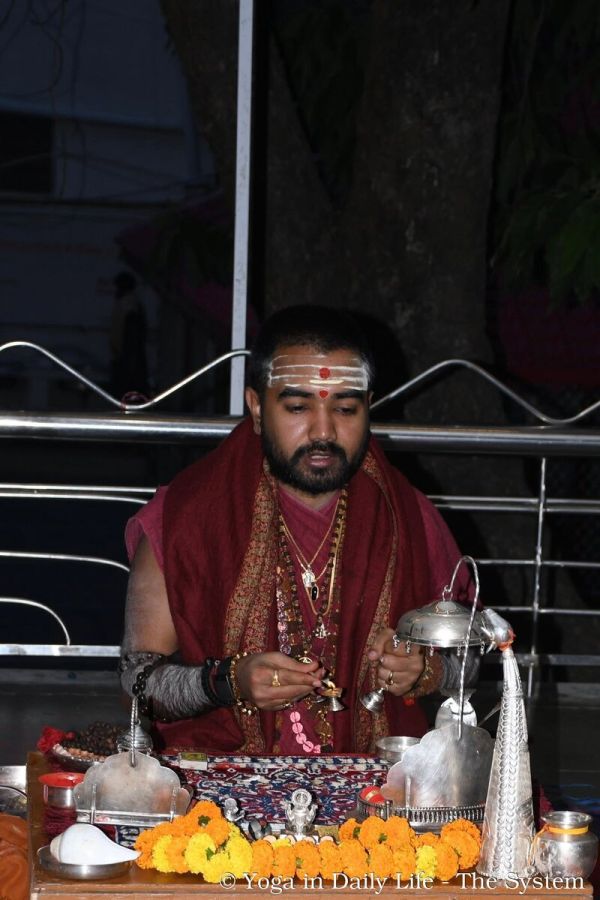 3.7. mm swami avatar puriji kashi vishwanath temple uttarkashi wm